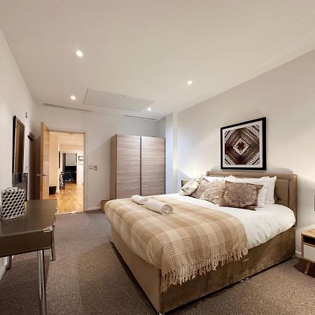 Stylish Apartment In Canary Wharf Лондон Екстериор снимка