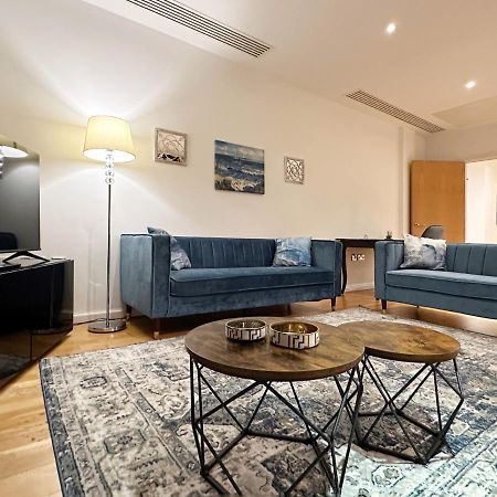 Stylish Apartment In Canary Wharf Лондон Екстериор снимка