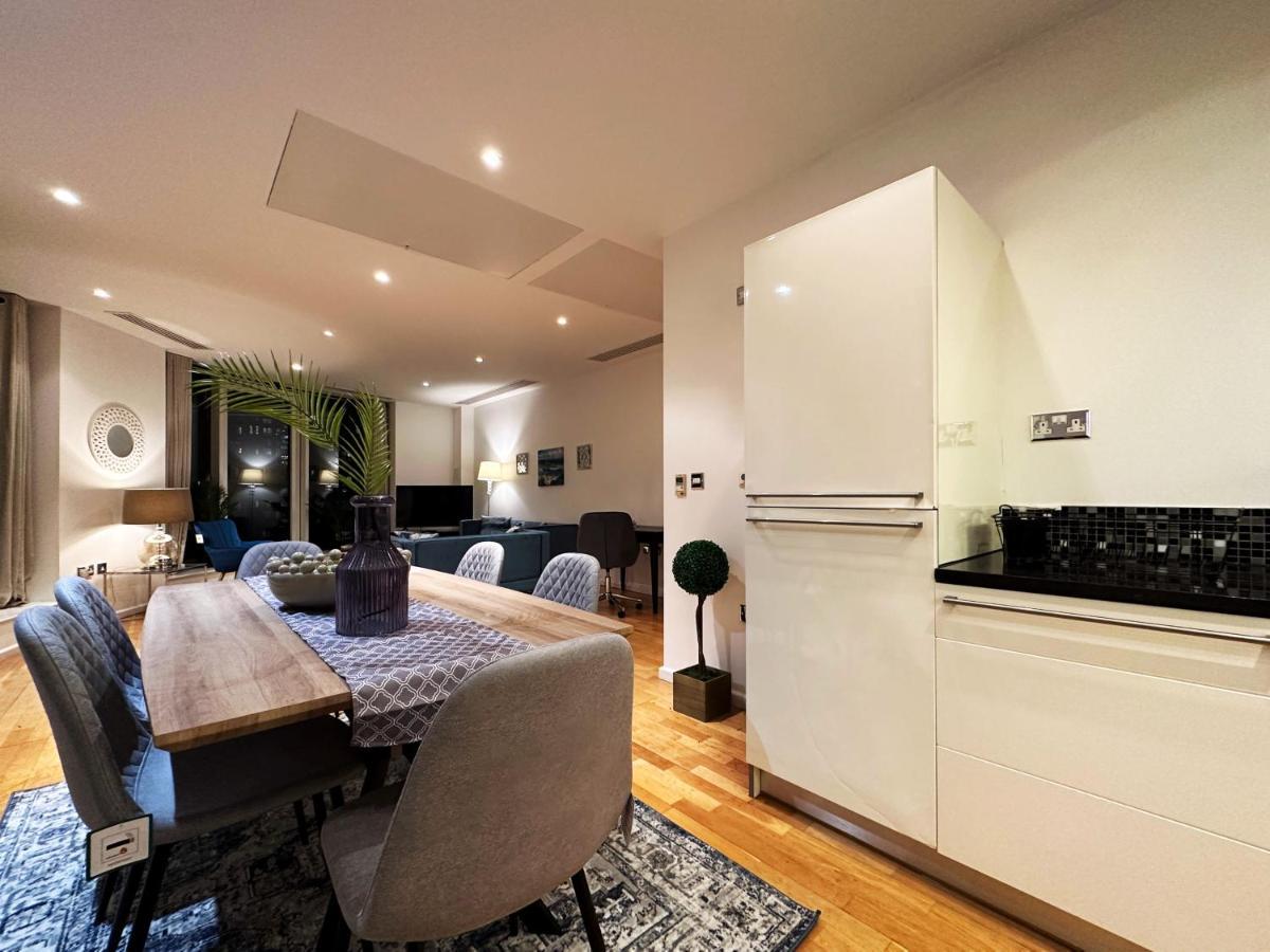 Stylish Apartment In Canary Wharf Лондон Екстериор снимка