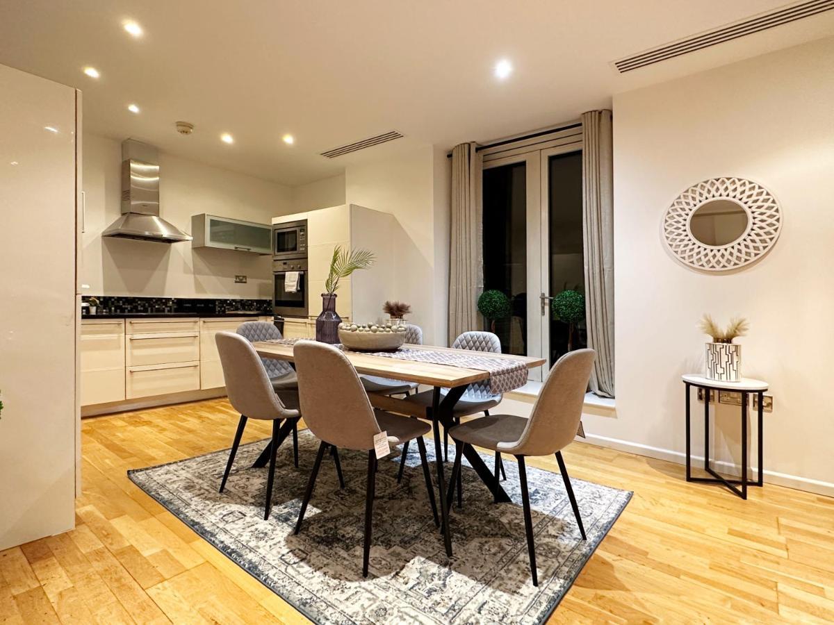 Stylish Apartment In Canary Wharf Лондон Екстериор снимка